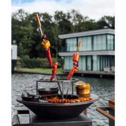 Brasero OFYR Island Noir 100 Tablette Teck + Housse -Barbecue Boutique brasero ofyr island noir 100 100 tablette bois 7436933035056 2