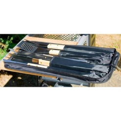 Set 5 Ustensiles Bambou Pour Barbecue Avec Sacoche - Campingaz 8 Set 5 Ustensiles Bambou Pour Barbecue Avec Sacoche - Campingaz -Barbecue Boutique sacoche 5 ustensiles bambou 3138522058296 2