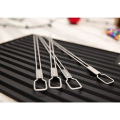 Repose Accessoires En Silicone - Tapis Pour Tablette - Broil King -Barbecue Boutique support ustensiles silicone 0060162600098 4